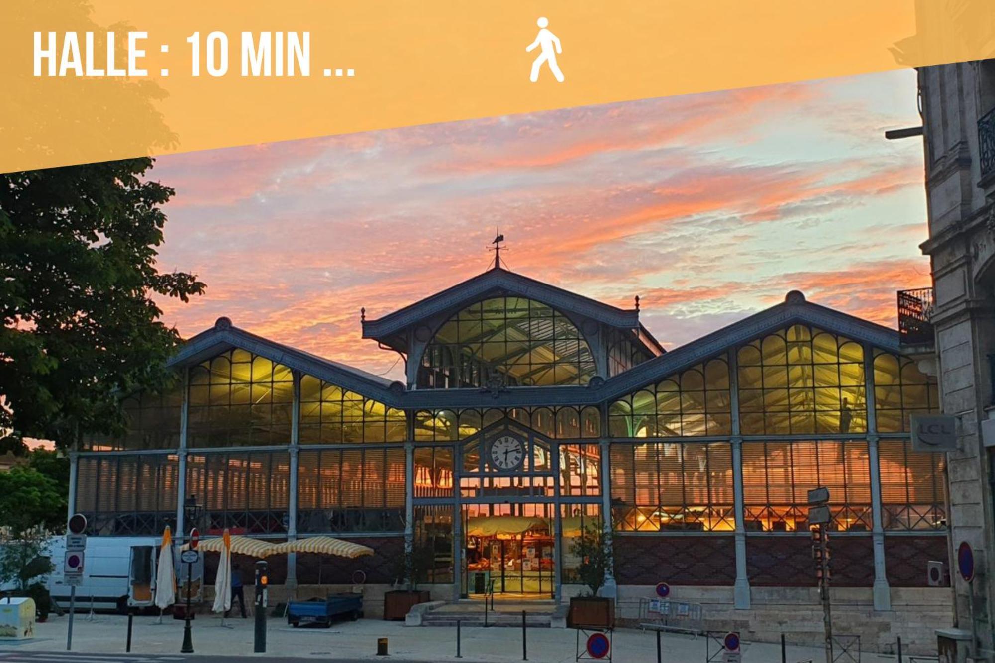 Appart Proche Gare Tgv Angouleme Deco Theme Bande Dessinee Bagian luar foto